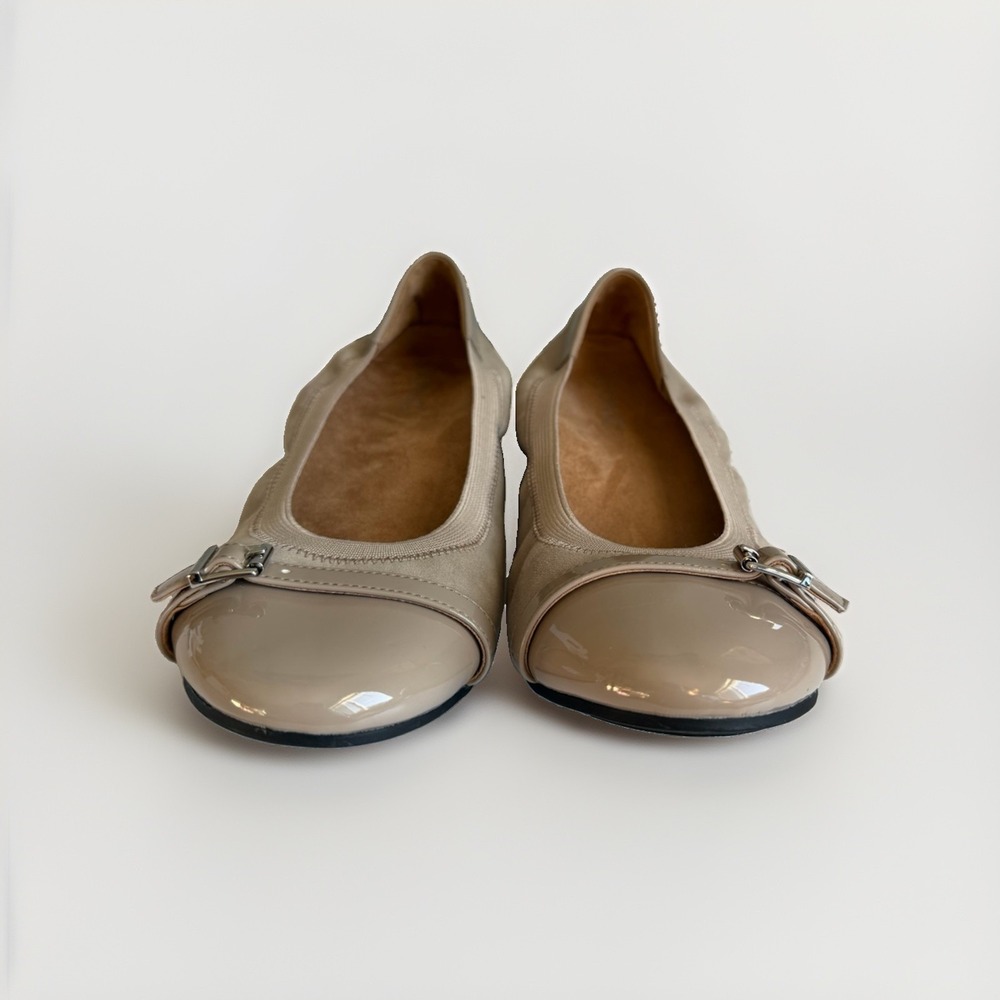 Vionic Neva Women's US 9 Taupe Suede Patent Cap Toe Buckle Ballet Flats - Picture 6 of 11